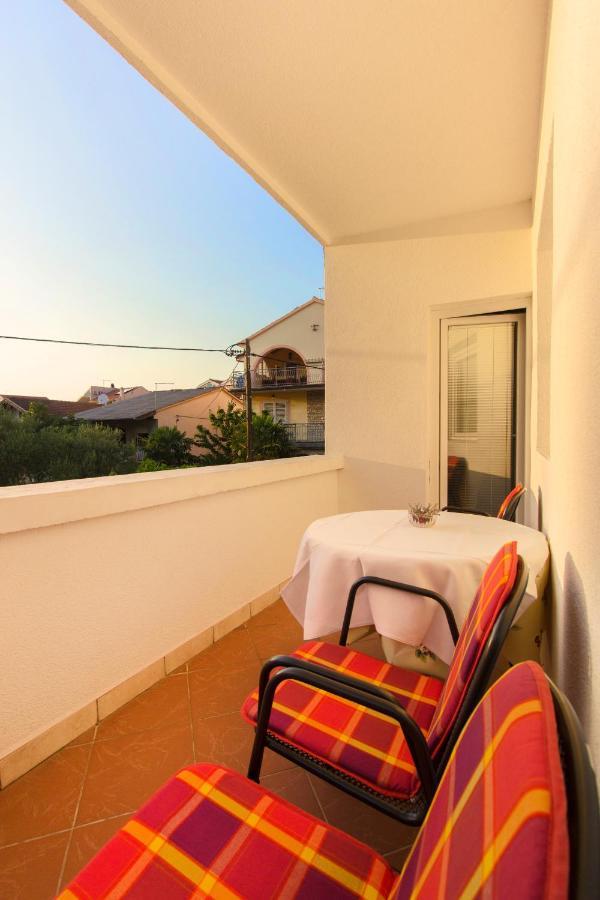 Apartmani Mariva Vodice Exterior foto