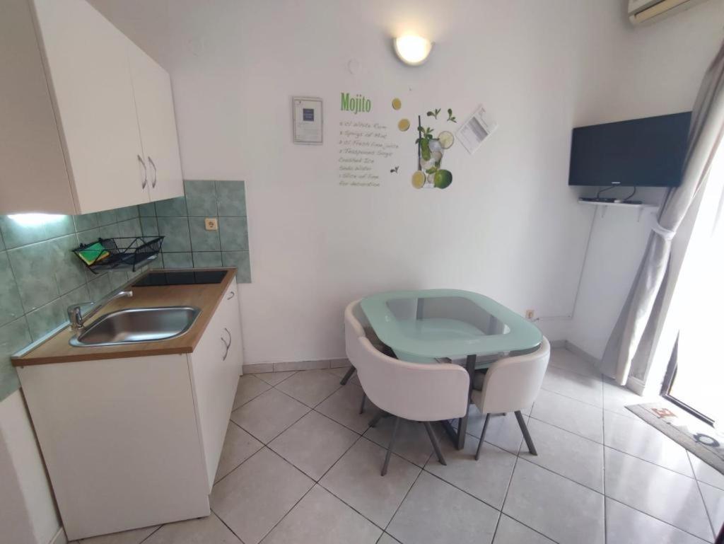 Apartmani Mariva Vodice Exterior foto